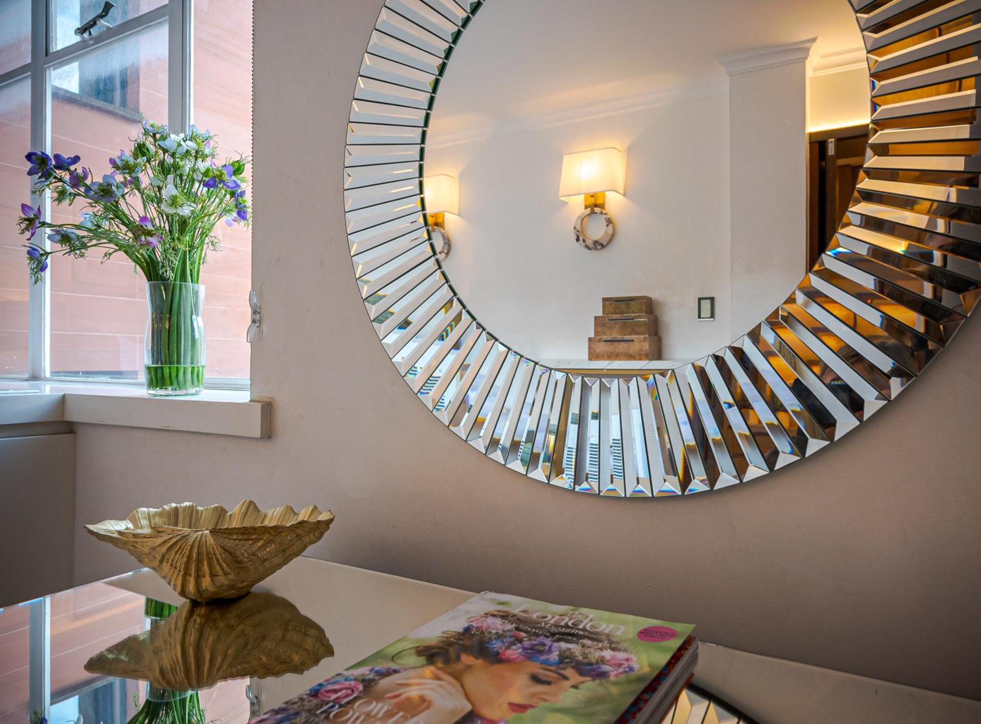 Stunning 2bedroom With Harrods At Your Doorstep Appartement *
