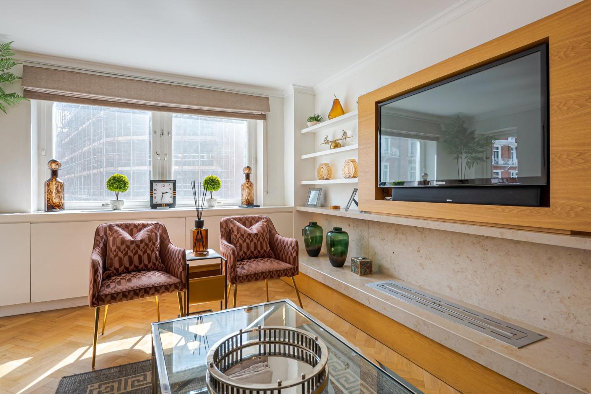 Modern Knightsbridge Apartment With Balcony Overlooking Harrods Prime Location Appartement Londres