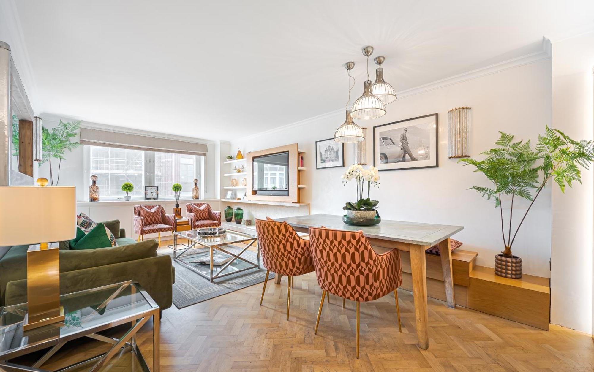 Modern Knightsbridge Apartment With Balcony Overlooking Harrods Prime Location Appartement Londres